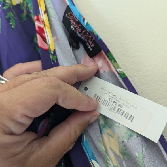 Trashy Diva Camila Bold Bouquet 24 - Picture 3 of 4